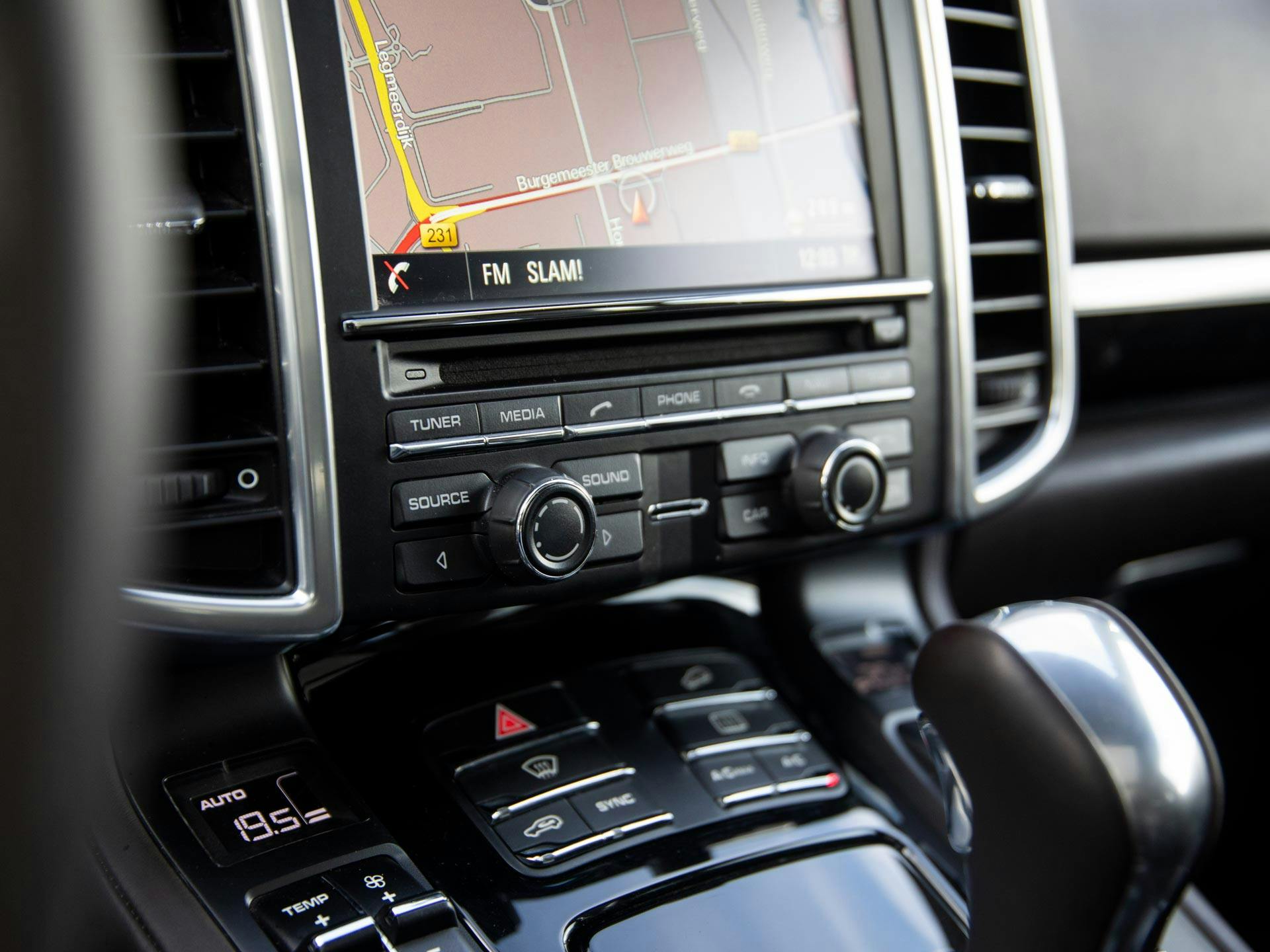Porsche Cayenne 3.0 S E-Hybrid | Luchtvering | Pano | Stoelventilatie | Bose |